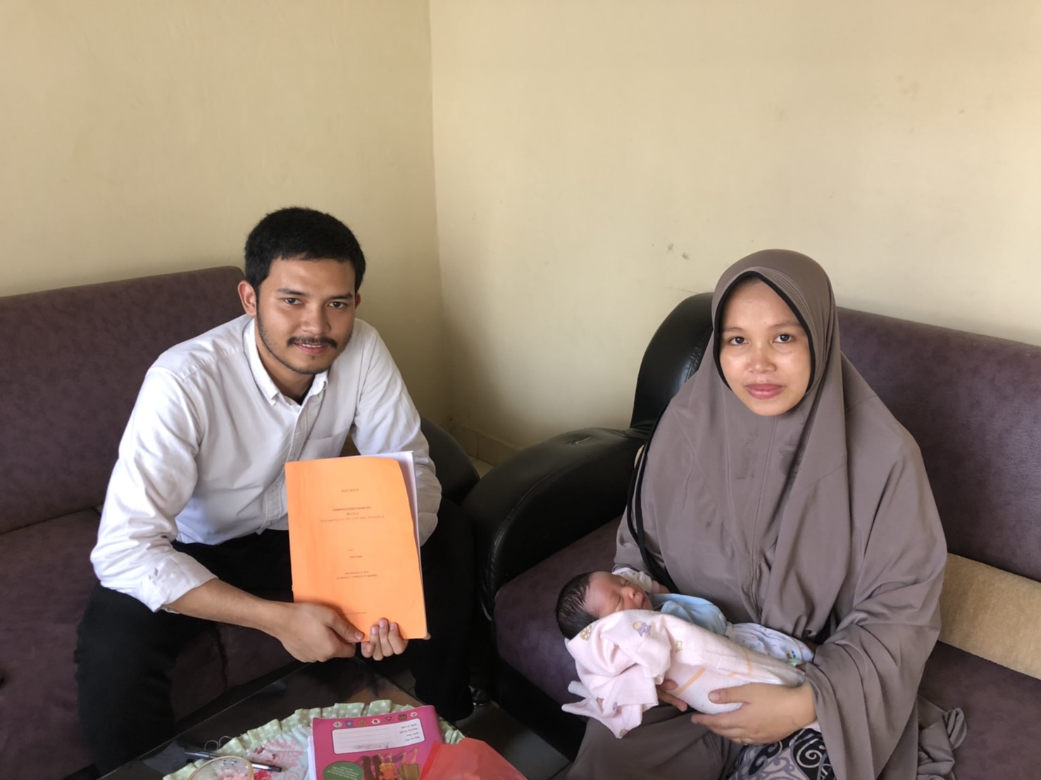 Kunjungan Kedua : Lahirnya Putri Ibu Munira